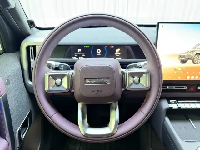iCAR V27 — Фото автомобиля 11