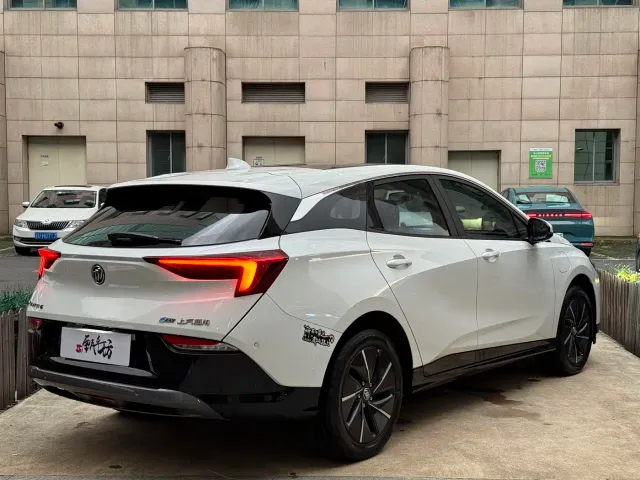 Buick Velite 6 — Фото автомобиля 3