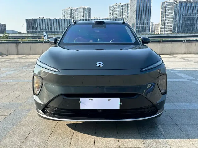 Nio ES8 — Фото автомобиля 3