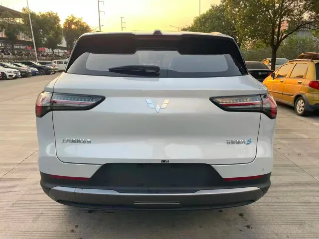 Wuling Starlight S — Фото автомобиля 8