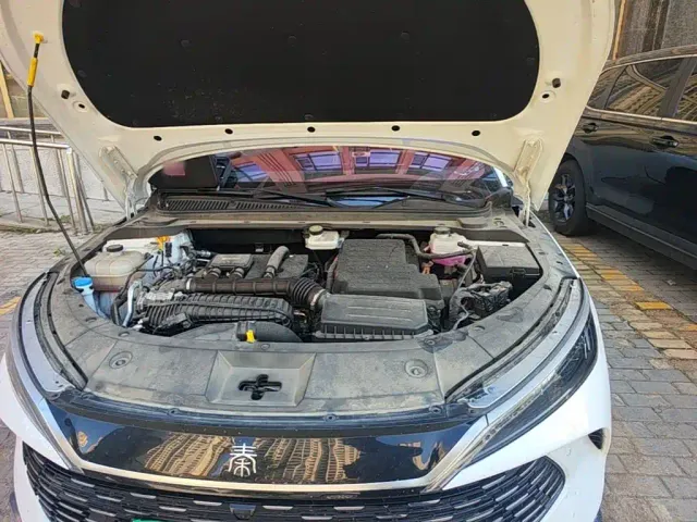 BYD Qin L — Фото автомобиля 16