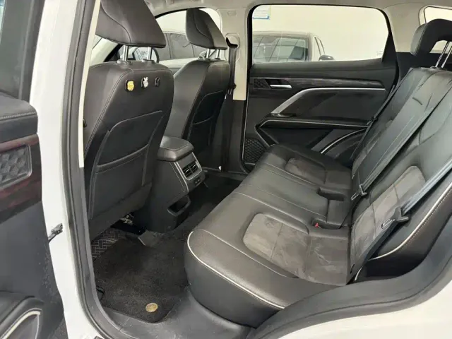 Haval H6 — Фото автомобиля 8