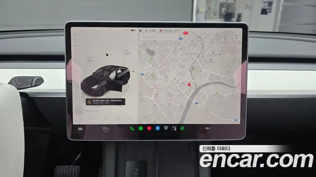Tesla Model Y — Фото автомобиля 18