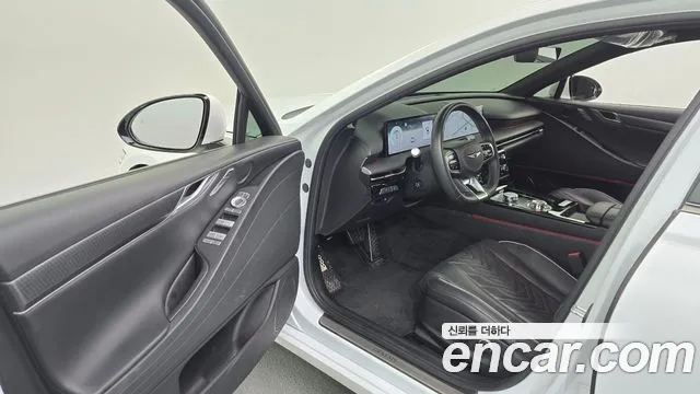 Genesis G80 Бензин 2.5 турбо 2WD — Фото автомобиля 10