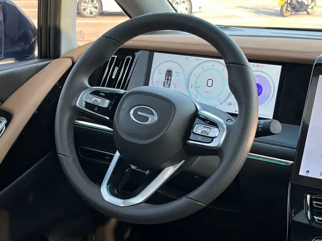 GAC Trumpchi M8 — Фото автомобиля 13