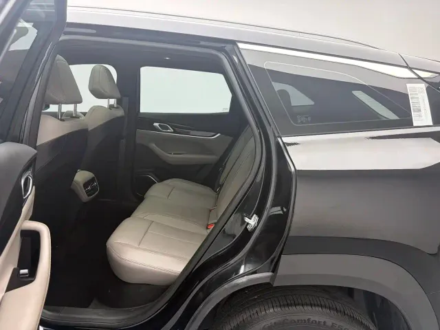 Geely Boyue L — Фото автомобиля 13