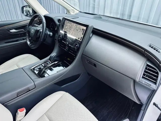 Toyota Alphard — Фото автомобиля 18