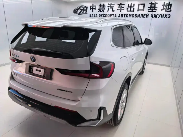 BMW X1 — Фото автомобиля 12