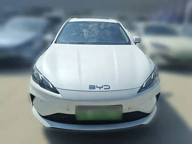 BYD Seal 05 DM-i — Фото автомобиля 2