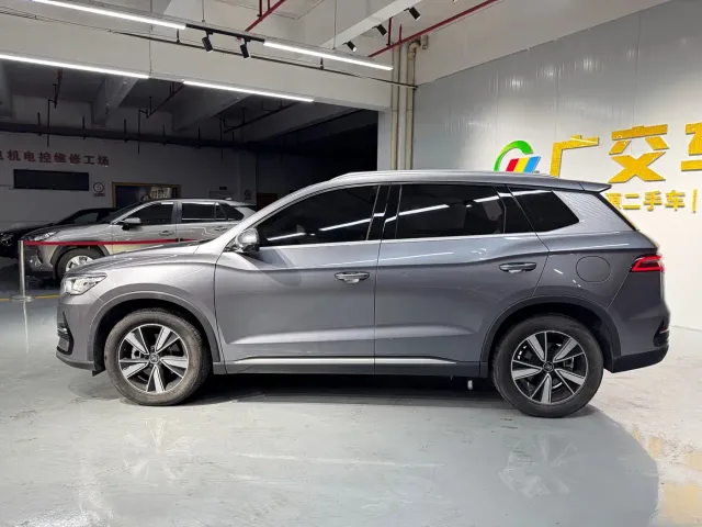 BYD Song Pro — Фото автомобиля 4