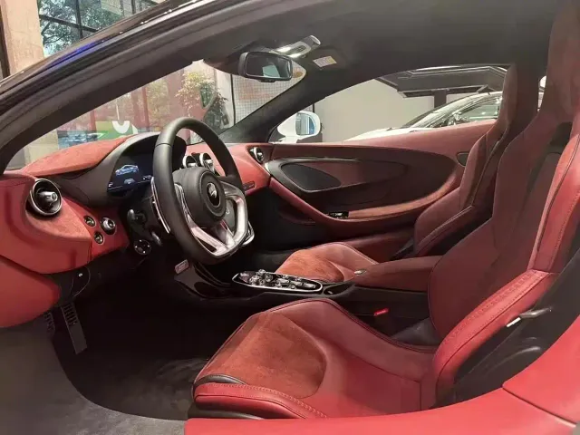 McLaren GT — Фото автомобиля 6