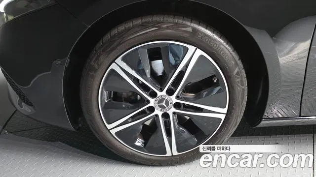 Mercedes-Benz A-Class W177 — Фото автомобиля 4
