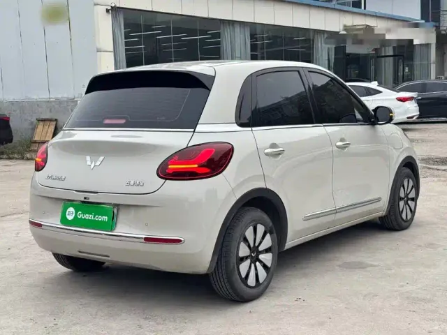 Wuling Bingo — Фото автомобиля 6