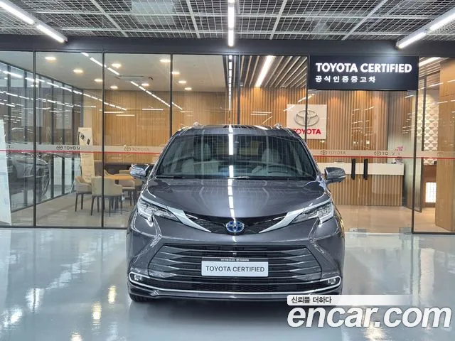 Toyota Sienna 4th Gen — Фото автомобиля 3