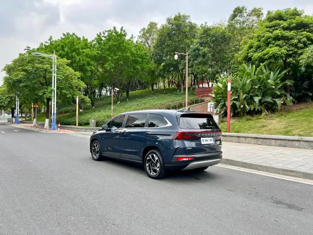 Hyundai Custo — Фото автомобиля 26