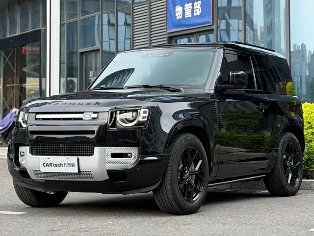 Фотография автомобиля — Land Rover Defender