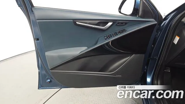 Kia Niro The All New Niro — Фото автомобиля 12