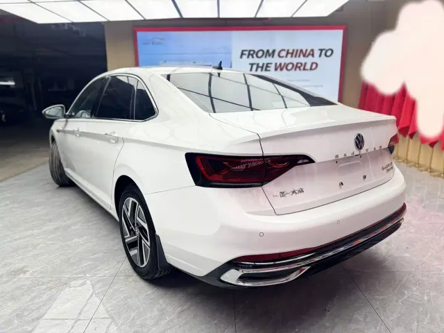 Volkswagen Sagitar — Фото автомобиля 7