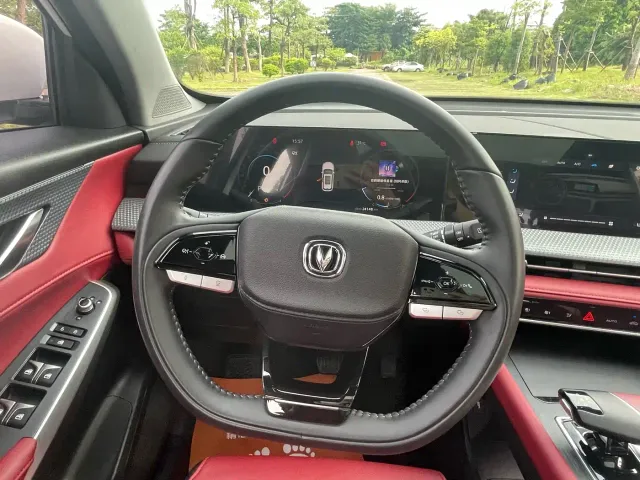 Changan CS75 Plus — Фото автомобиля 9