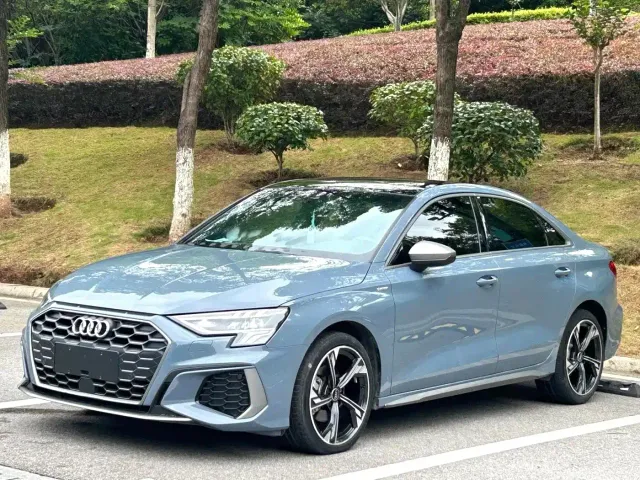 Фотография автомобиля — Audi A3