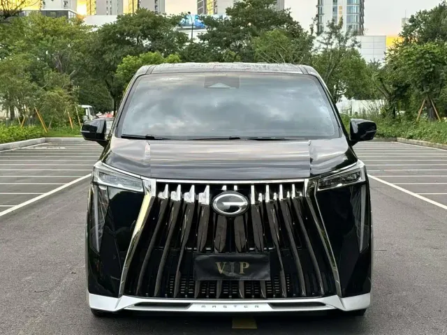 Фотография автомобиля — GAC Trumpchi M8