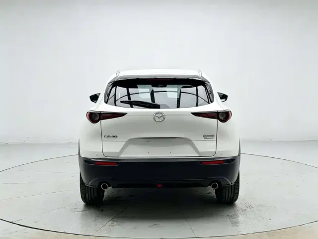 Mazda CX-30 — Фото автомобиля 5