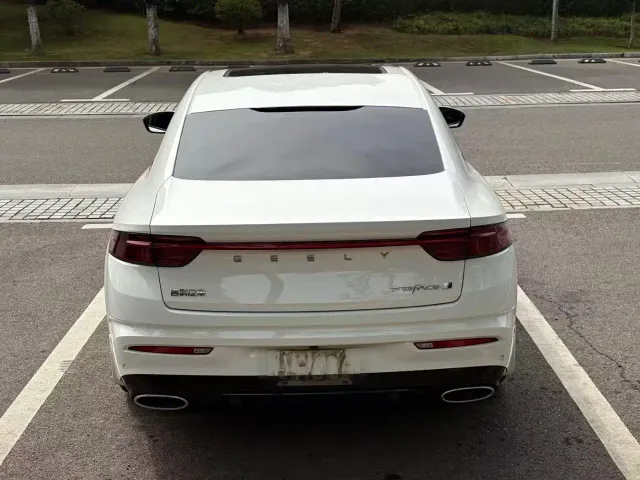 Geely Xingrui — Фото автомобиля 11