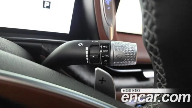 Genesis G90 Бензин 3.5 Turbo e-S/C AWD LWB — Фото автомобиля 27