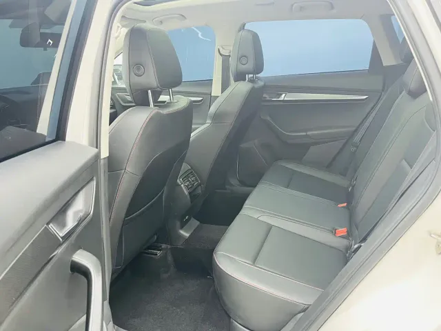 Skoda Karoq — Фото автомобиля 9