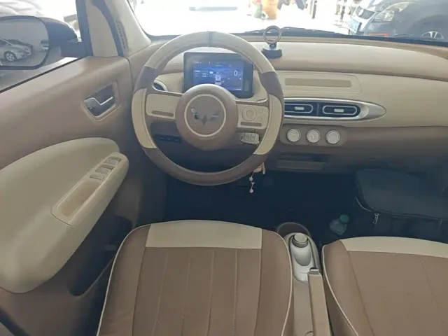 Wuling Hongguang Mini EV — Фото автомобиля 10