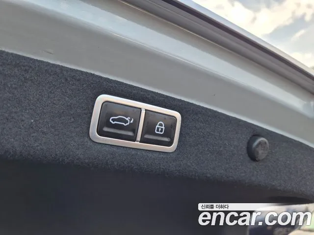 Hyundai Grandeur GN7 — Фото автомобиля 20