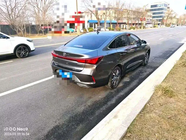 Changan Eado — Фото автомобиля 9