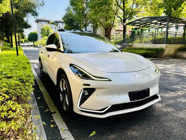 IM Motors IM LS7 — Фото автомобиля 3