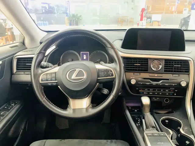 Lexus RX — Фото автомобиля 13