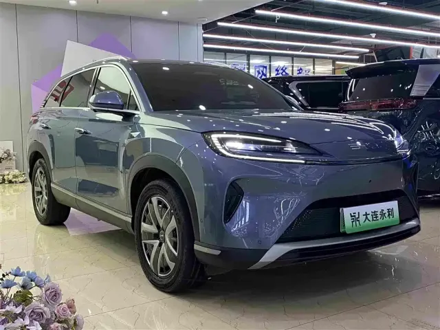 BYD Hai Shi 07 DM-i — Фото автомобиля 3