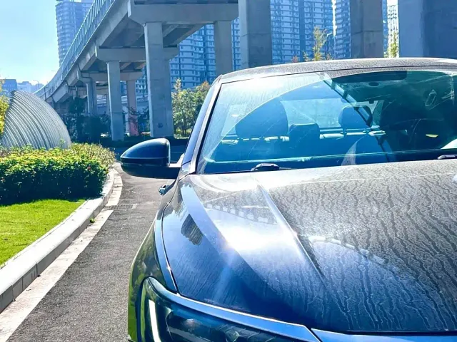 Volkswagen Passat — Фото автомобиля 4