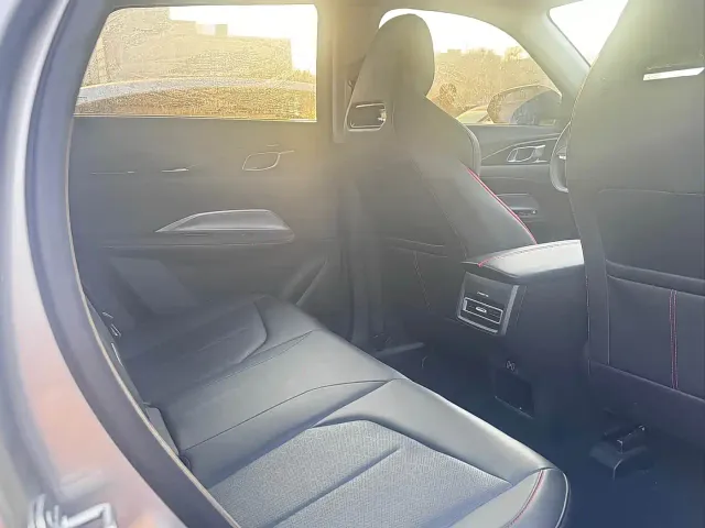 Changan Z6 — Фото автомобиля 14
