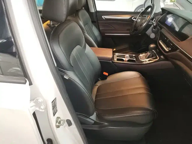 GAC Trumpchi M6 — Фото автомобиля 24
