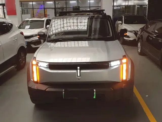 iCAR 03 — Фото автомобиля 2