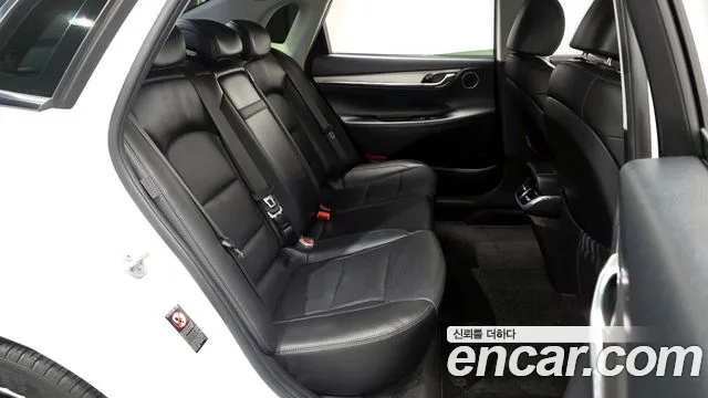 Hyundai Grandeur Новый Grandeur IG 3.0 LPi (Для проката) — Фото автомобиля 12