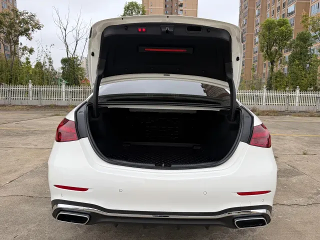 Mercedes-Benz C-Class — Фото автомобиля 12