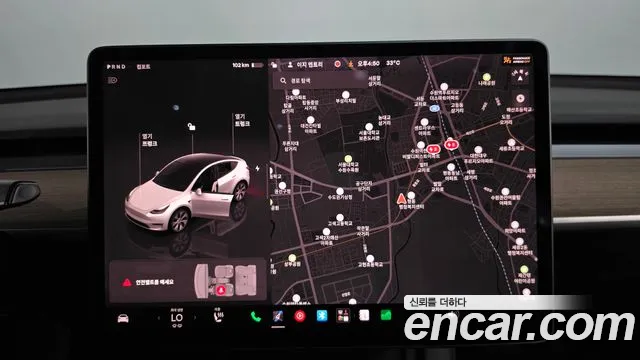 Tesla Model Y — Фото автомобиля 12