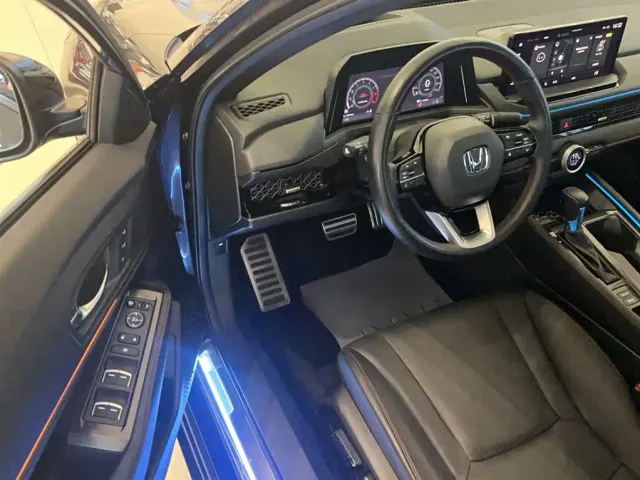 Honda Accord — Фото автомобиля 18