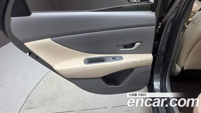 Hyundai Avante CN7 — Фото автомобиля 14