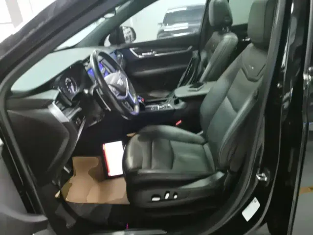 Cadillac XT5 — Фото автомобиля 14