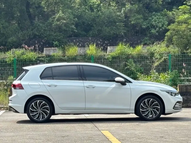 Volkswagen Golf 2021 280TSI DSG Pro — Фото автомобиля 16