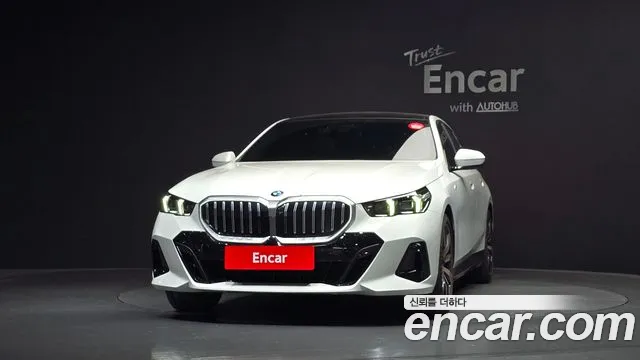 BMW 5-Series 5 серия (G60) 530i xDrive M Sport — Фото автомобиля 3