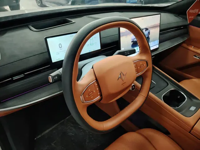 Dongfeng eπ 007 — Фото автомобиля 9