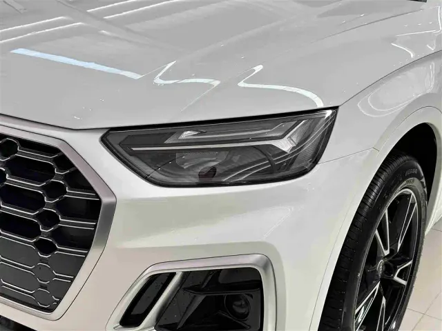 Audi Q5L — Фото автомобиля 4