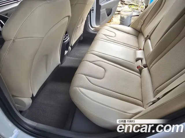 Hyundai Avante CN7 — Фото автомобиля 14